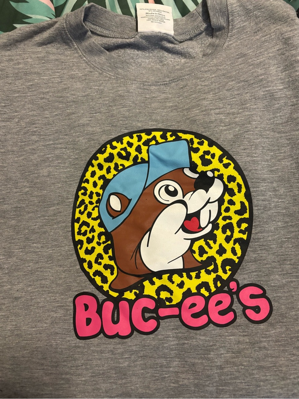 Gray Buc-ee’s Sweatshirt size Small